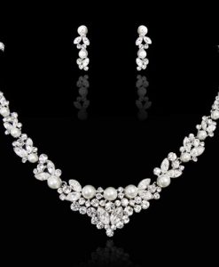 Crystal and Pearl Jewellery Set - Alexa