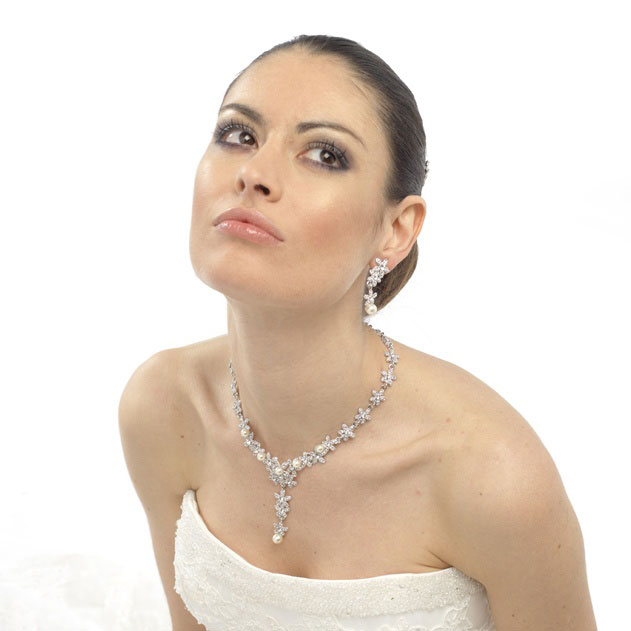 Carmen Crystal Pearl Wedding Necklace - a gorgeous glamorous wedding necklace which teams classic glittering Swarovski crystal with lustrous ivory pearls.