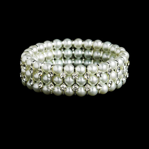 Pearl Stretch Bracelet