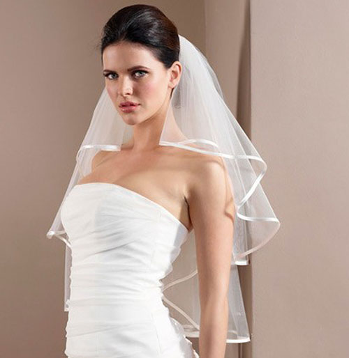 Satin Edge Wedding Veil poirier