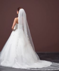 Single Layer Lace Bridal Veil