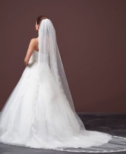 Single Layer Lace Bridal Veil