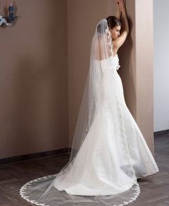 Poirier Soft 1 Layer Lace Wedding Veil - S-50-280/1