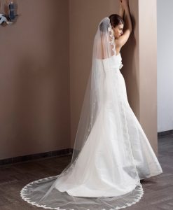 Poirier Soft 1 Layer Lace Wedding Veil - S-50-280/1